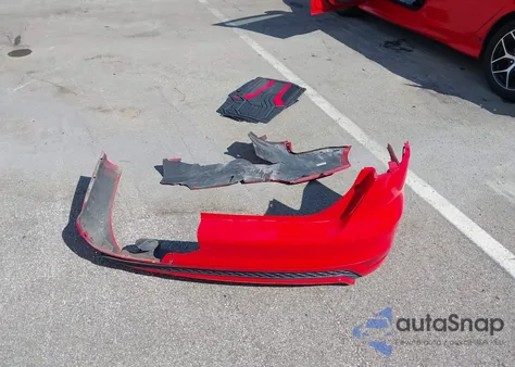 2015 Ford Focus Se z USA, uszkodzony, nr VIN 1FADP3F27FL210129